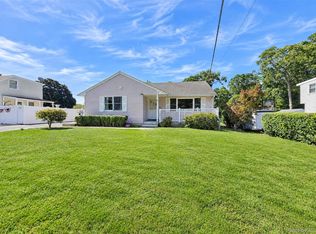 80 Carroll Avenue, Ronkonkoma, NY 11779