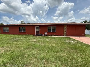1478 Kiska St NE, Lake Placid, FL 33852