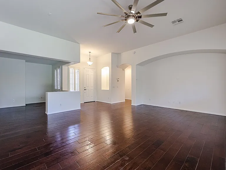 445 W Seagull Dr — Photo 9