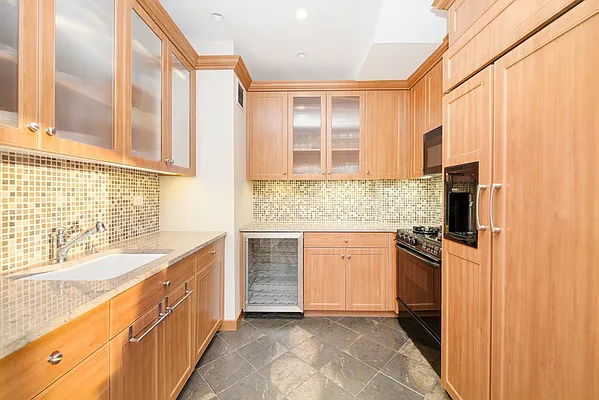 Sold by Keller Williams NYC | media 22