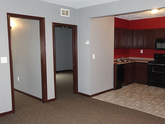 5th image of 4237 Emerson Ave N