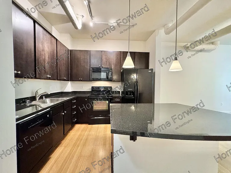 220 Cedar St #109 — Photo 6