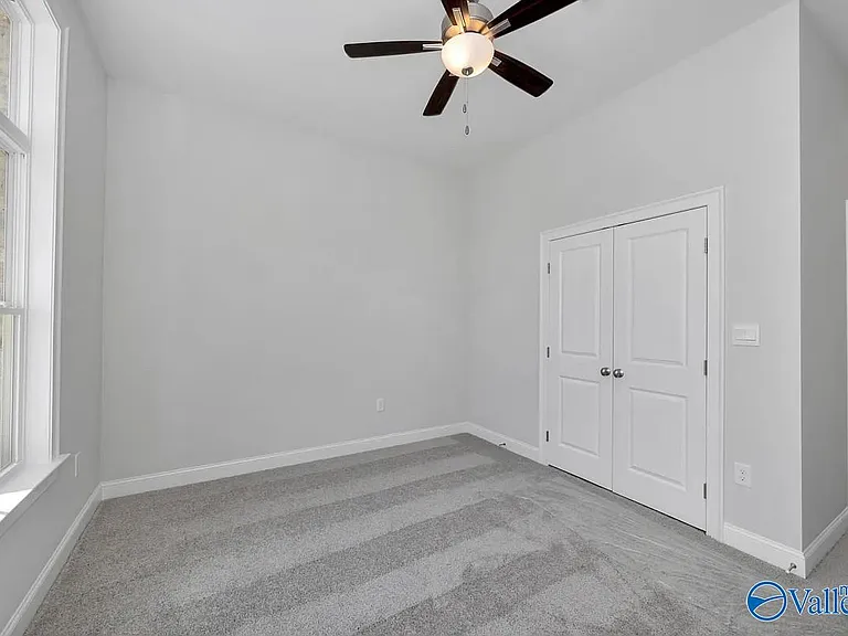 16535 Hamilton Pl — Photo 17