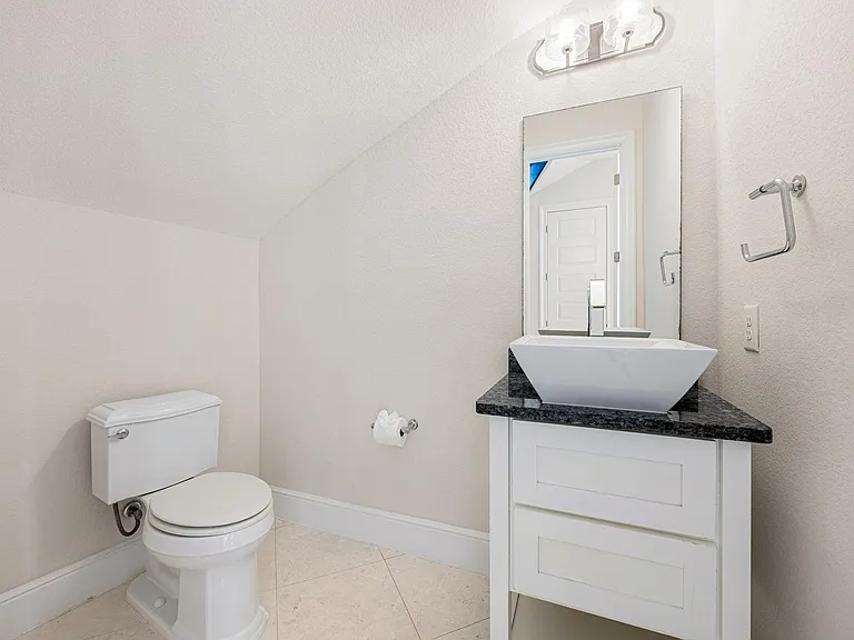 2102 Granite Brook Ln — Photo 14