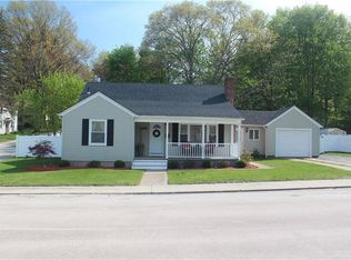 75 Harbour Ave, West Warwick, RI 02893