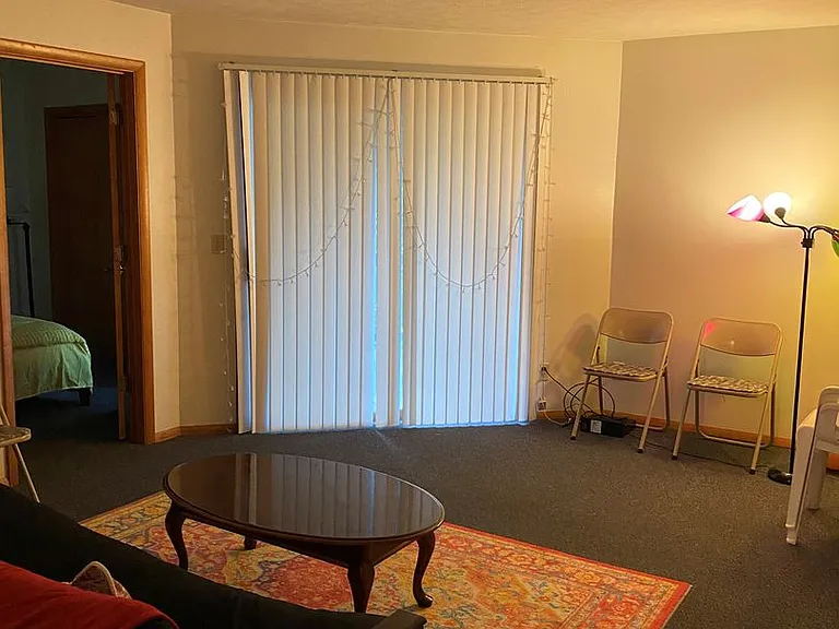 527 E Smith Ave — Photo 8