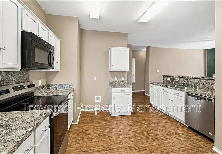 5208 Novato Pl — Photo 8