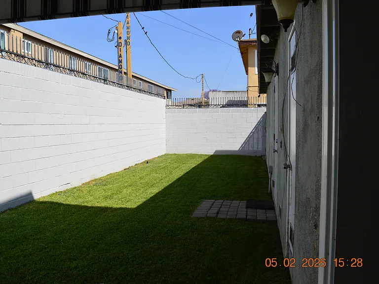 14233 Broadway — Photo 17