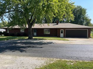 103 N Pearl St, Le roy, IL