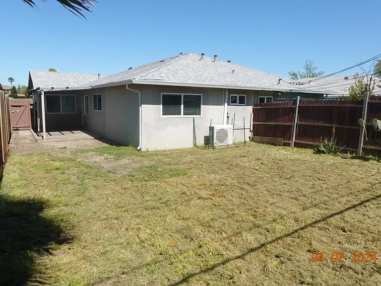 3724 Elkhorn Blvd — Photo 18