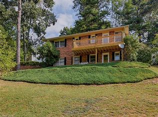 40 Oak Ridge Dr, Clyde, NC 28721