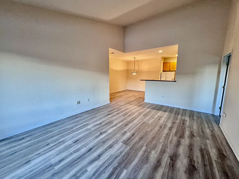 8457 S Hoyt Way #303 — Photo 16