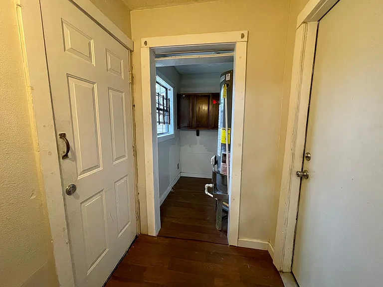 2450 S 8th St — Photo 13