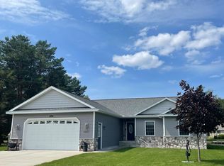 132 Bryan J Dr, Houghton Lake, MI 48629