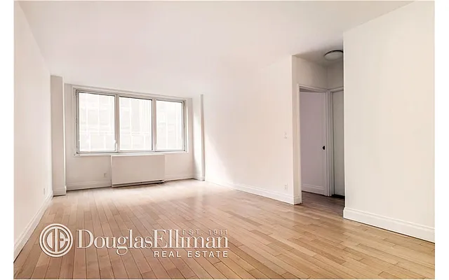 Rented by Douglas Elliman | media 35
