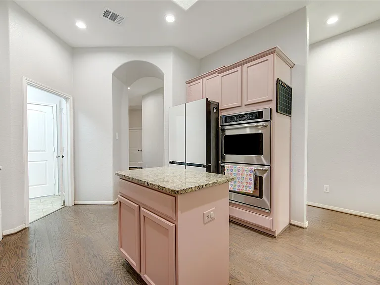 9802 Massanutten Ln — Photo 28