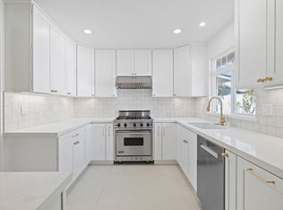625 Beachcomber Dr, Seal Beach, CA 90740