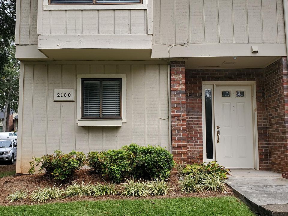 1st image of 2180 Surrey Ct