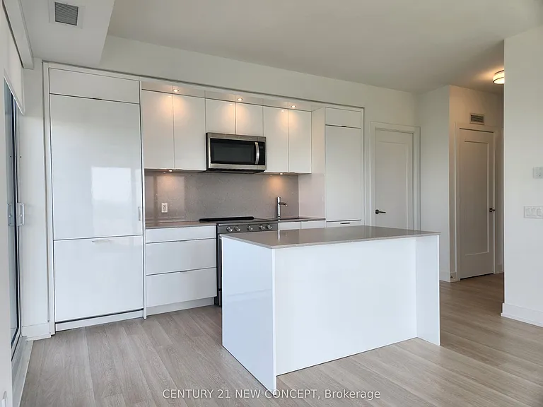 30 Inn On The Park Dr #3110 — Photo 4