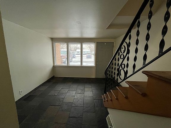 3rd image of 7722 Venus St APT C