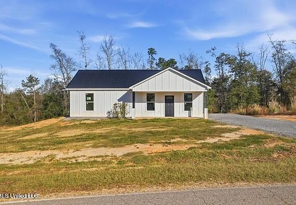 4th image of 139 Beaver Dam Rd