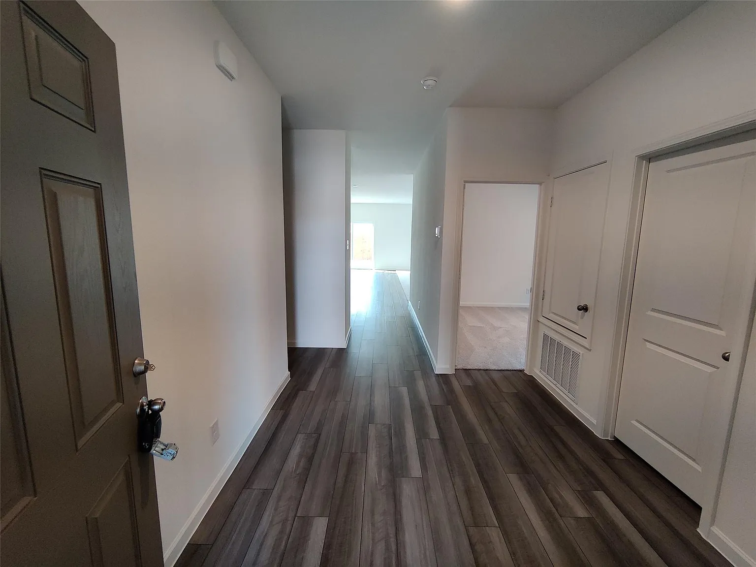 10356 Holycross Ln — Photo 3