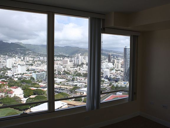 4th image of 1009 Kapiolani Blvd APT 4012