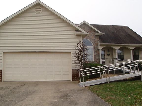 2nd image of 812 Dresden Way