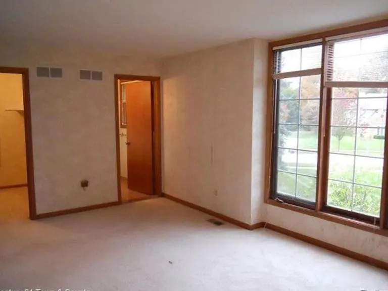 1339 Prosper Dr — Photo 10