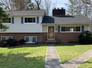 1606 Dixie Ln, Hendersonville, NC 28739