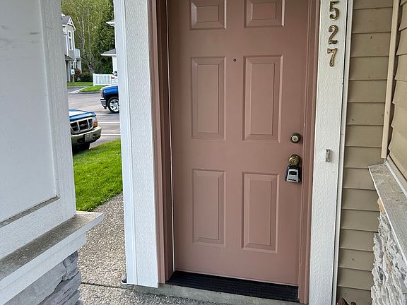 2nd image of 23527 54th Ave S