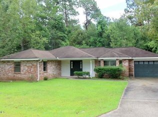 7359 Analii St, Diamondhead, MS 39525