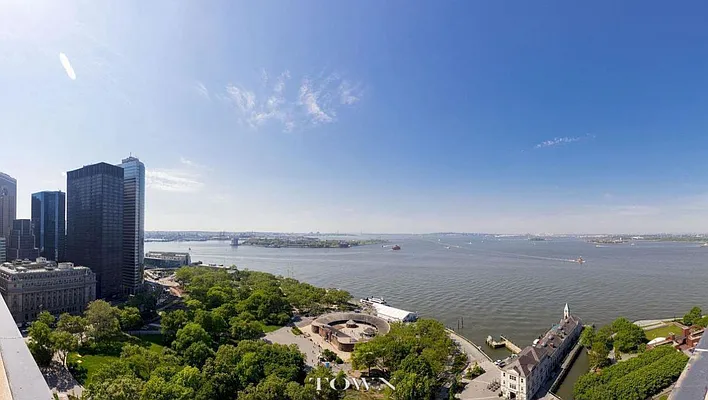 Rented by Town Residential | media 29