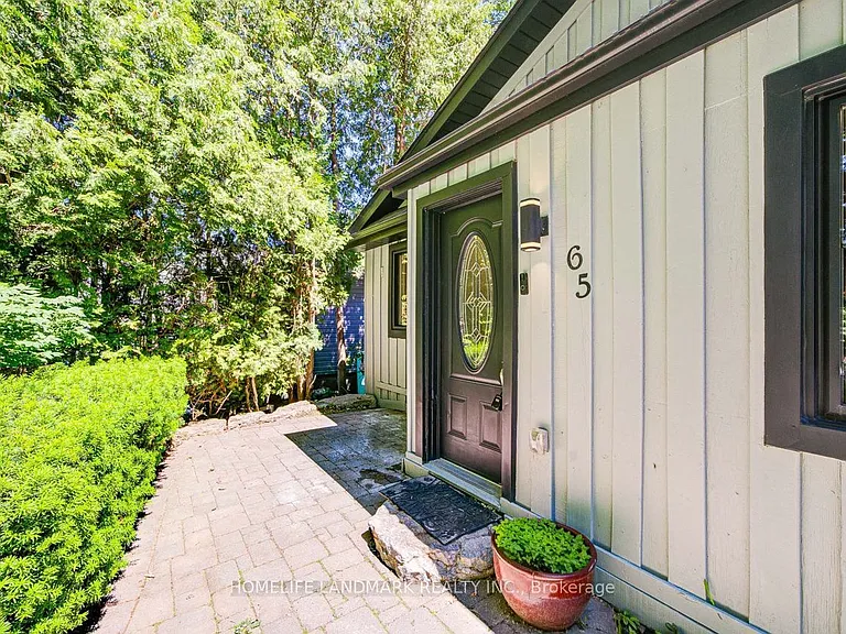 65 Cooks Bay Dr — Photo 2
