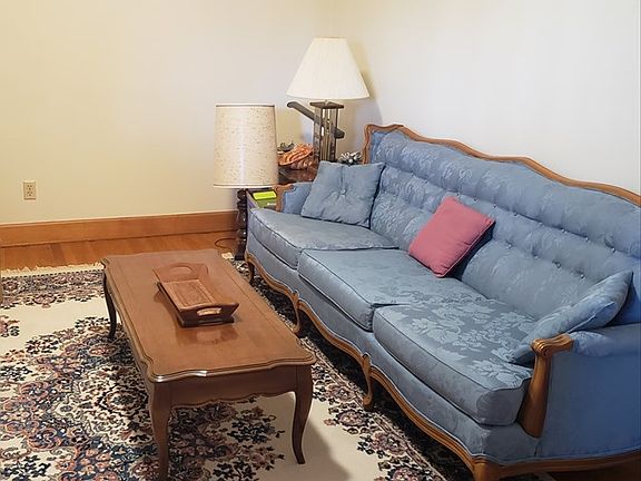 4th image of 1106 Hudson Dr