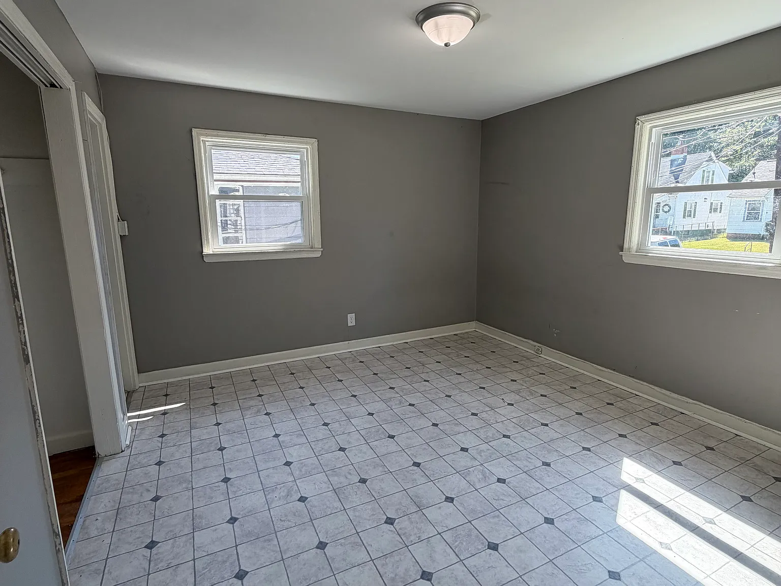 1 bed, $600 — Photo 3