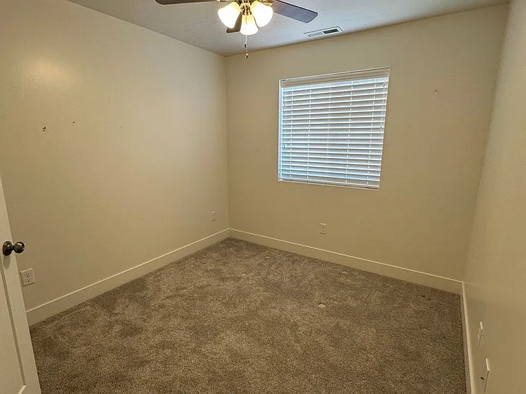 920 S 25 E #16A — Photo 11