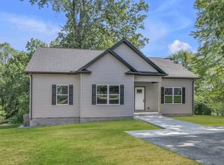 1022 Taylortown Rd, White Bluff, TN 37187