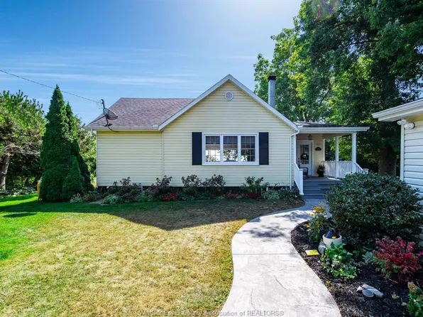 389 Erie View Ave, Essex, ON N0R 1G0