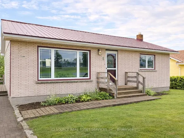 6 Macdonald Ave, Terrace Bay, ON P0T 2W0