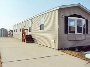 38075 Le Chateau Blvd, Clinton Township, MI