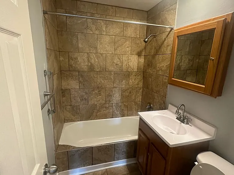 3-9 Benefield Place — Photo 10