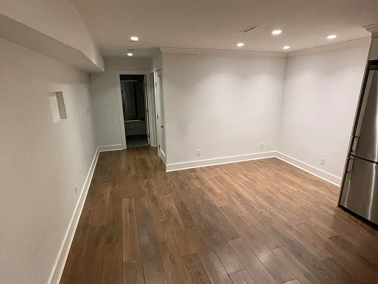 1427 W 40th Ave — Photo 2