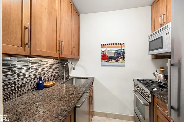 Sold by Brown Harris Stevens | media 5