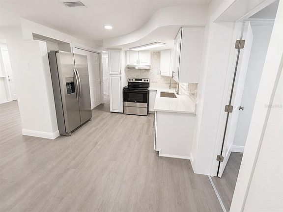 4th image of 4116 OAKFIELD AVENUE