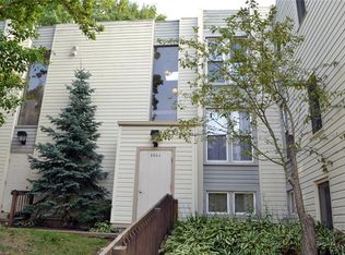 1655 Cedarwood Dr APT 210, Westlake, OH 44145