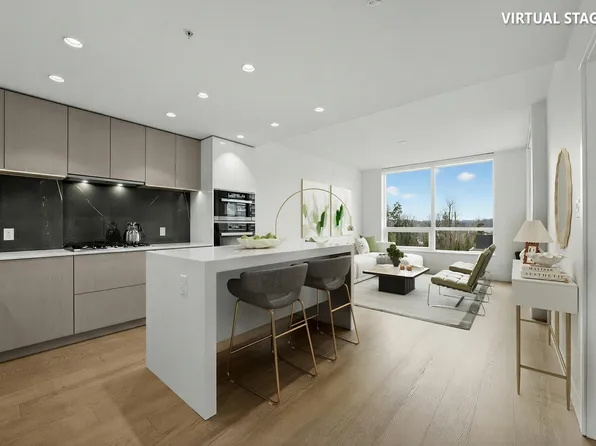 1675 Lions Gate Ln #505, North Vancouver, BC V7P 0C5