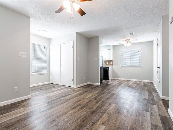 5th image of 7417 Vintage Hills Dr