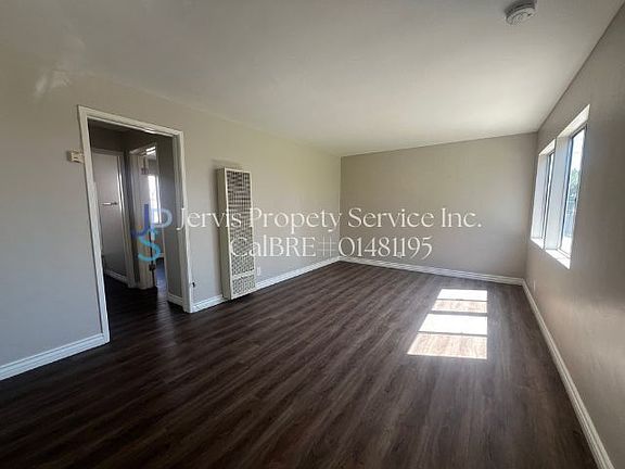 2nd image of 8922 Evergreen Ave #11357840