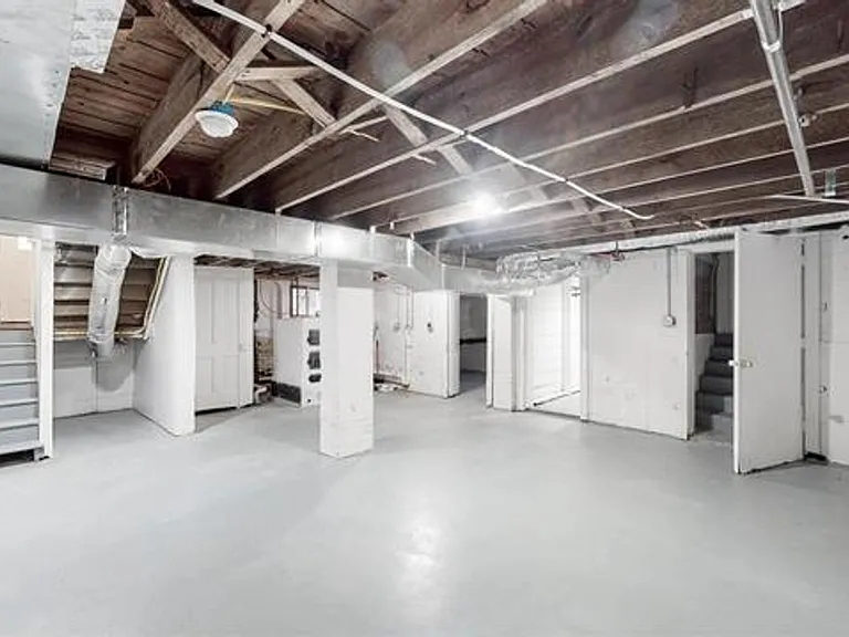 1507 Jefferson St — Photo 24